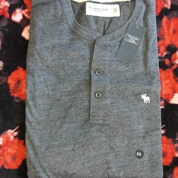 Abercrombie and Fitch Henley Tee size XXL NWT - Picture 6 of 8